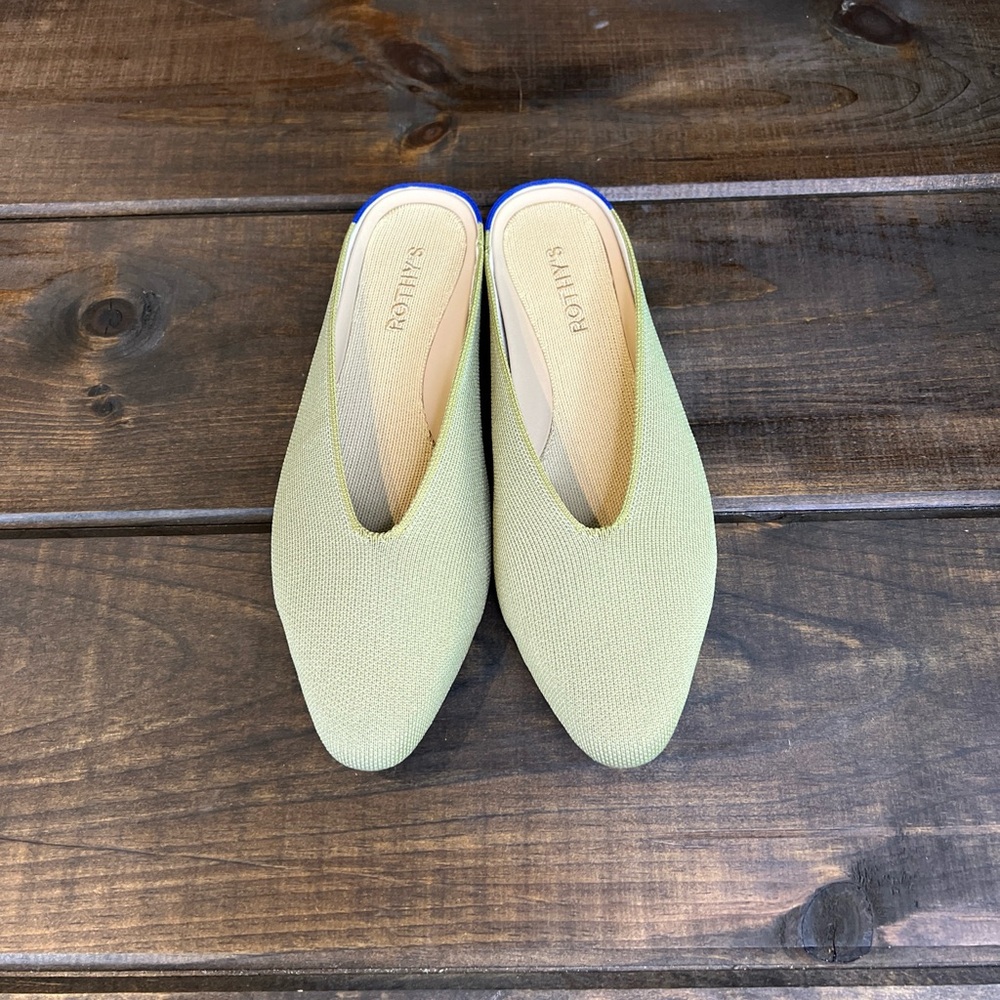 NEW Rothy’s Almond Demi Cedar Green Loafer Shoes Women Size 8.5